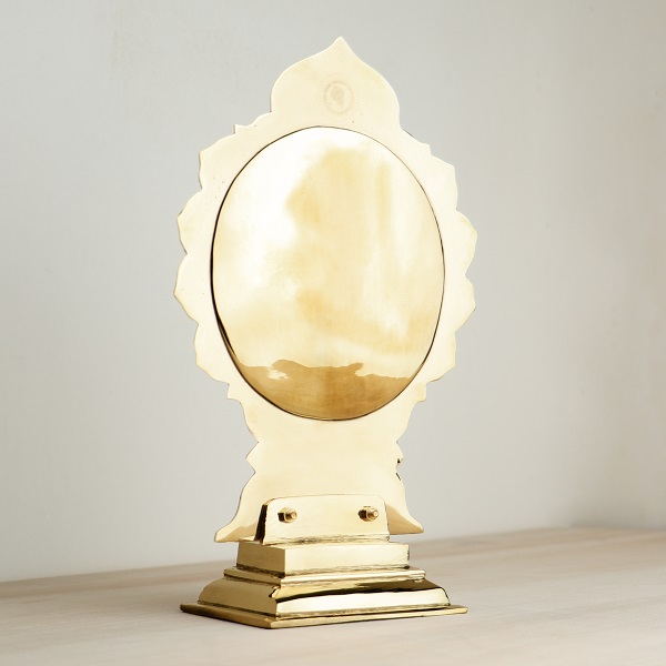 natural and artistic